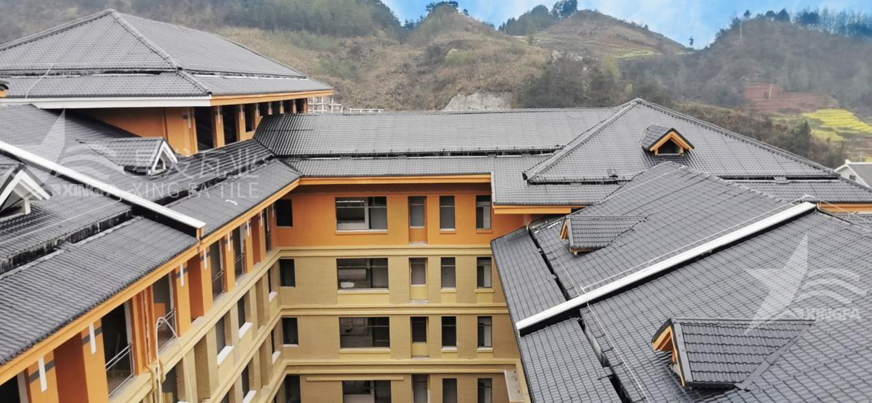 揭秘！包工包料安裝合成樹脂瓦每平方需要多少錢？